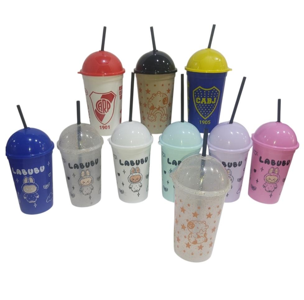 VASO DOMO INF.C/SORBETE PLASTICO 17CM SERIGRAFEADO-BOCA RIVER CAPIBARA LABUBU STITCH